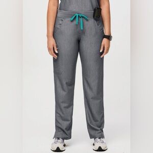 FIGS Kade Cargo Scrub Pants - Graphite Large Tall